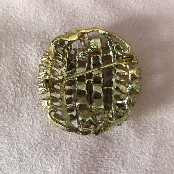 Signed STAR Vintage Brooch Pin - Picture 2 of 5